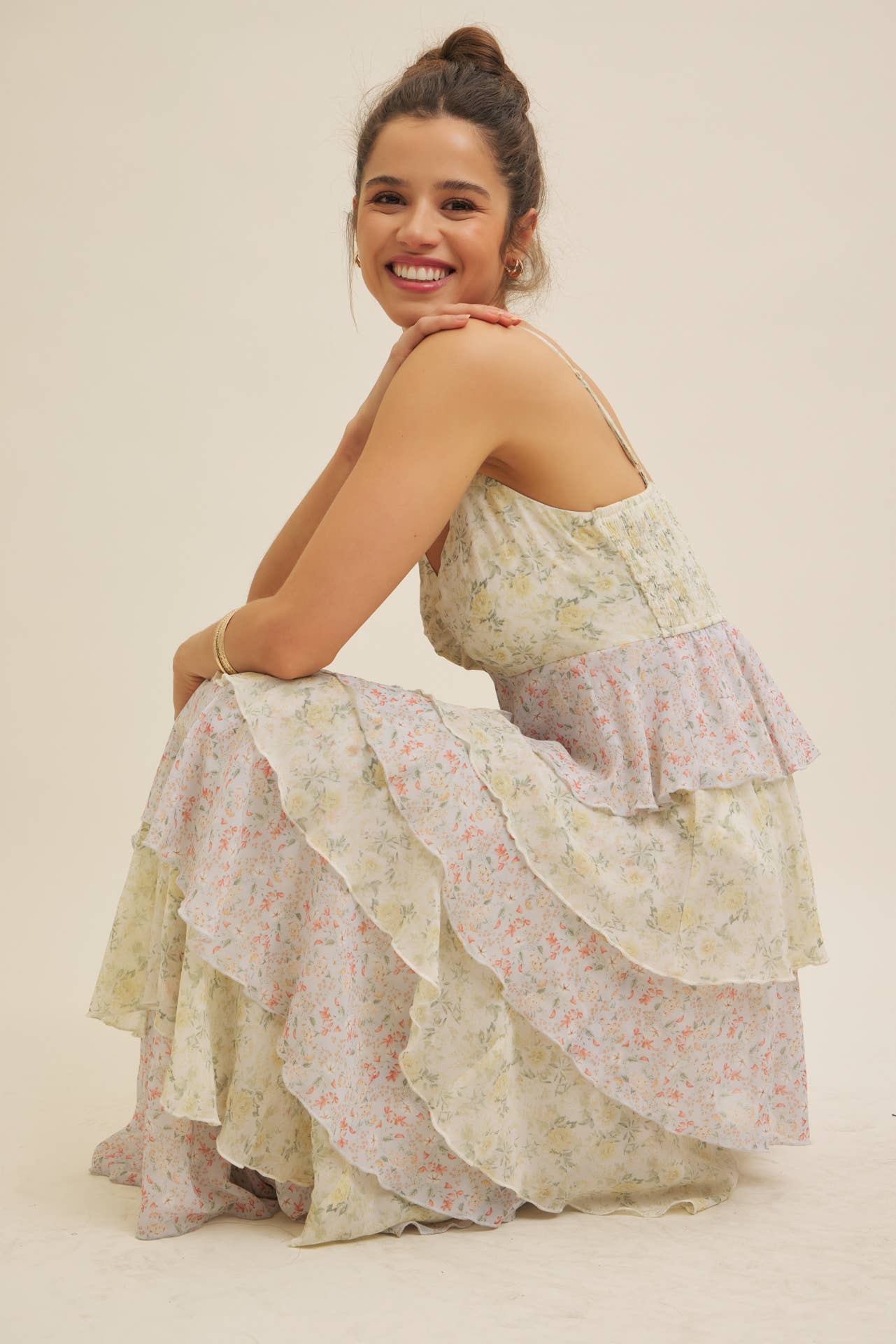 ROMANTIC FLORAL TIERED MAXI DRESS WITH RUCHED BUST
