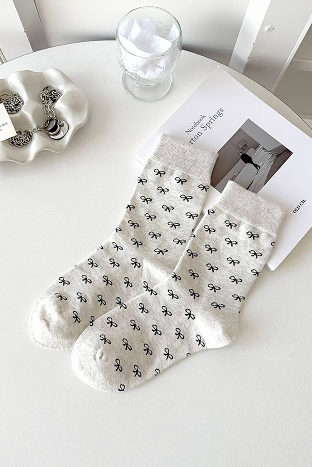 Bow Knots Ribbed Edge Crew Socks