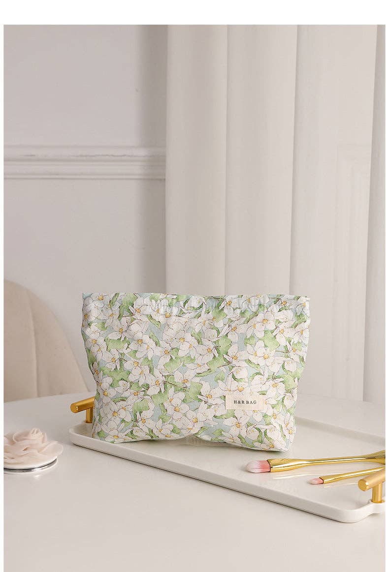 Sweet Simple Floral Print Cosmetic Bag DPB1008