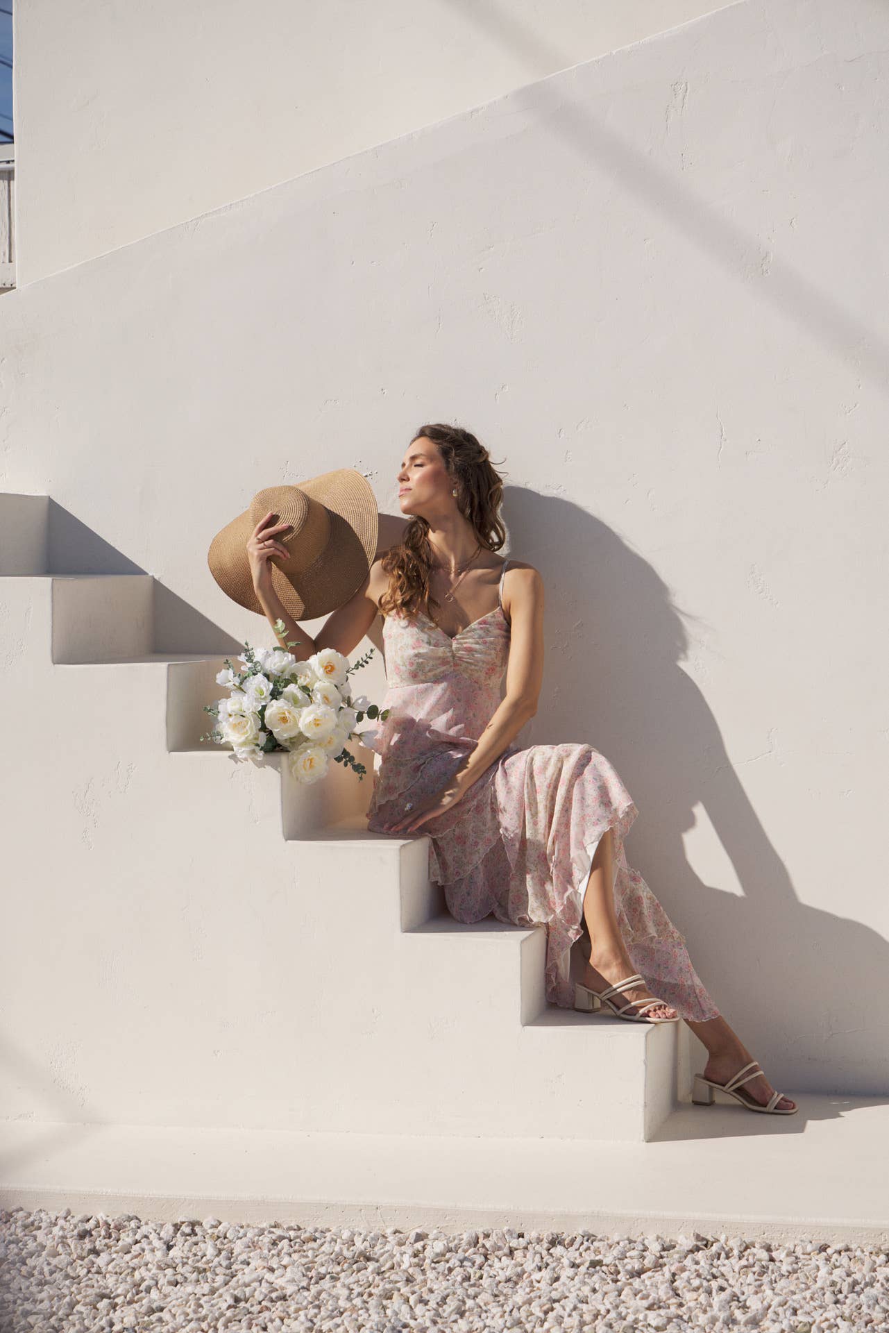ROMANTIC FLORAL TIERED MAXI DRESS WITH RUCHED BUST
