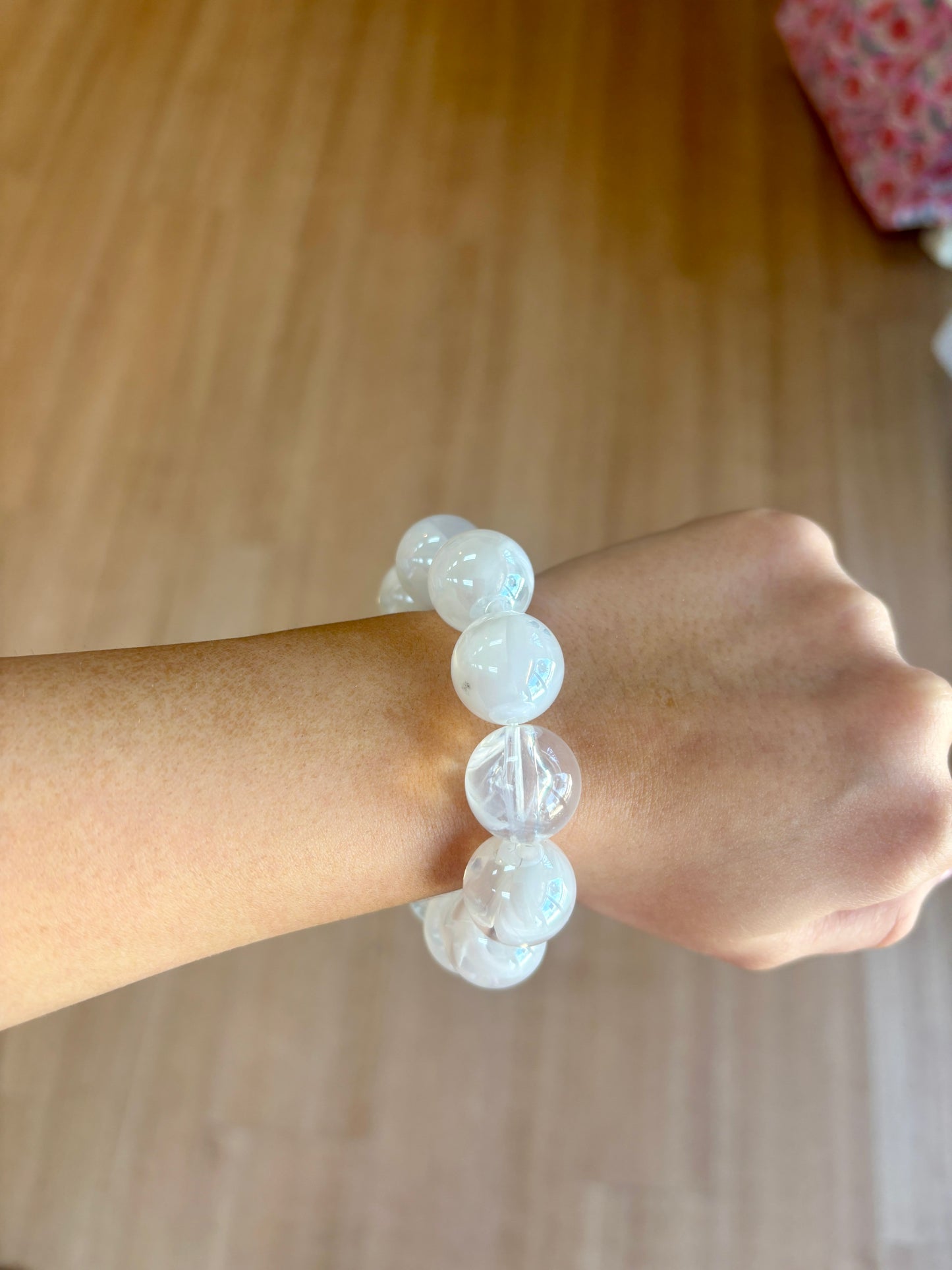 Iridescent White Bubble Bead Stretch Bracelet