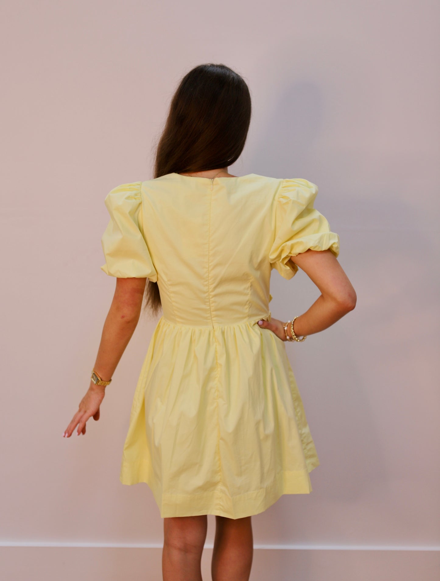 SHORT PUFF SLEEVE MINI DRESS