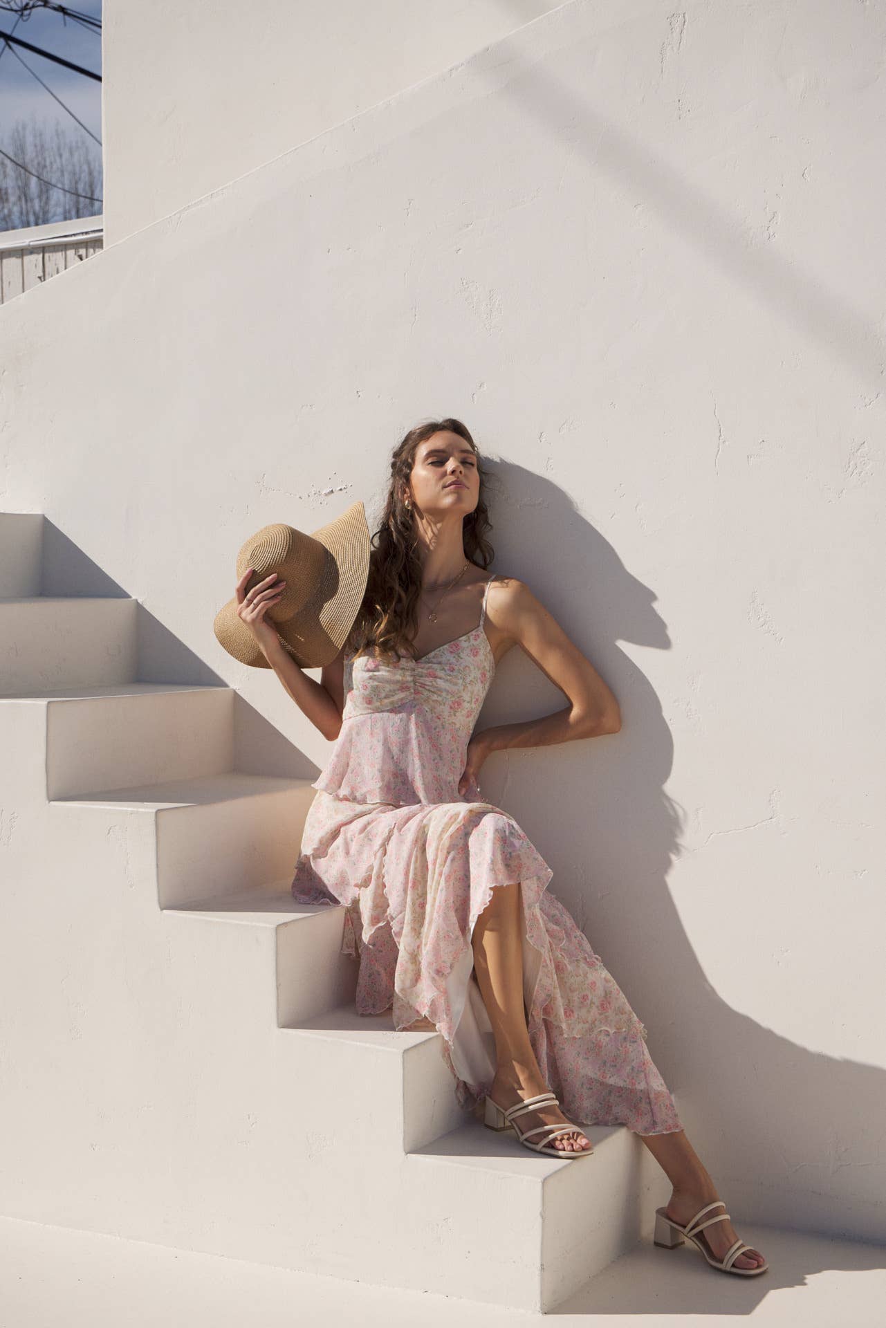 ROMANTIC FLORAL TIERED MAXI DRESS WITH RUCHED BUST