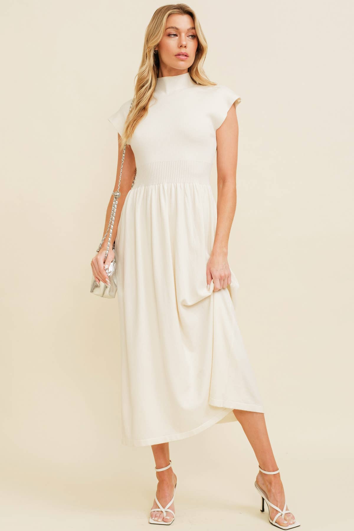 MOCK NECK STRETCH WAISTBAND MAXI DRESS
