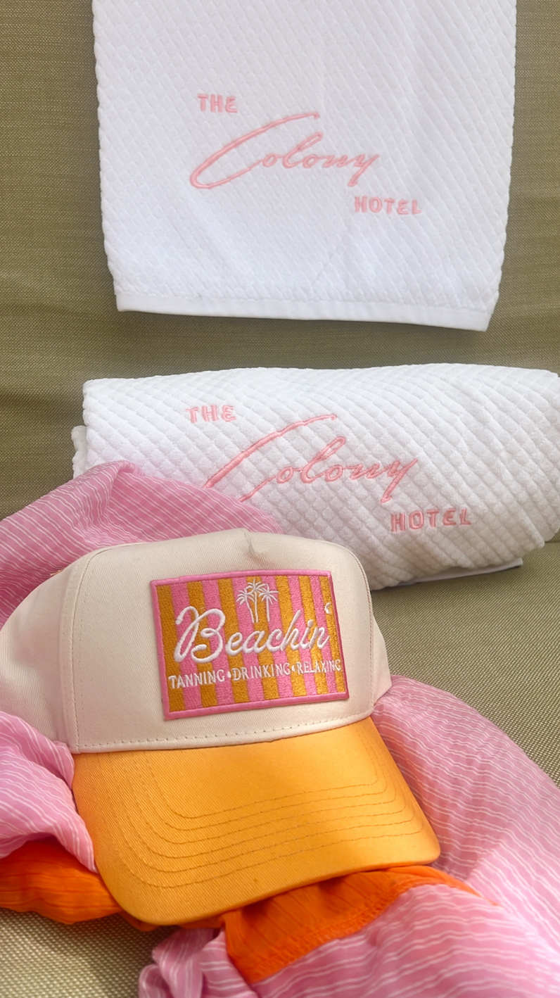 Beachin' - Vintage Trucker Hat