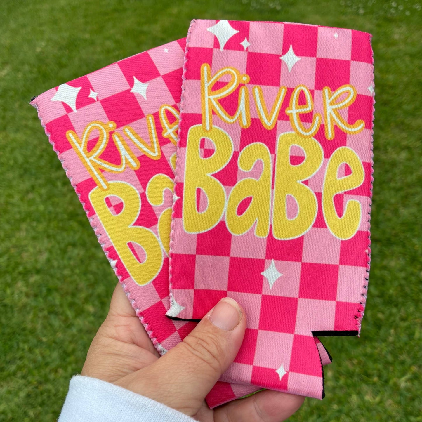River babe summer checkered print koozies