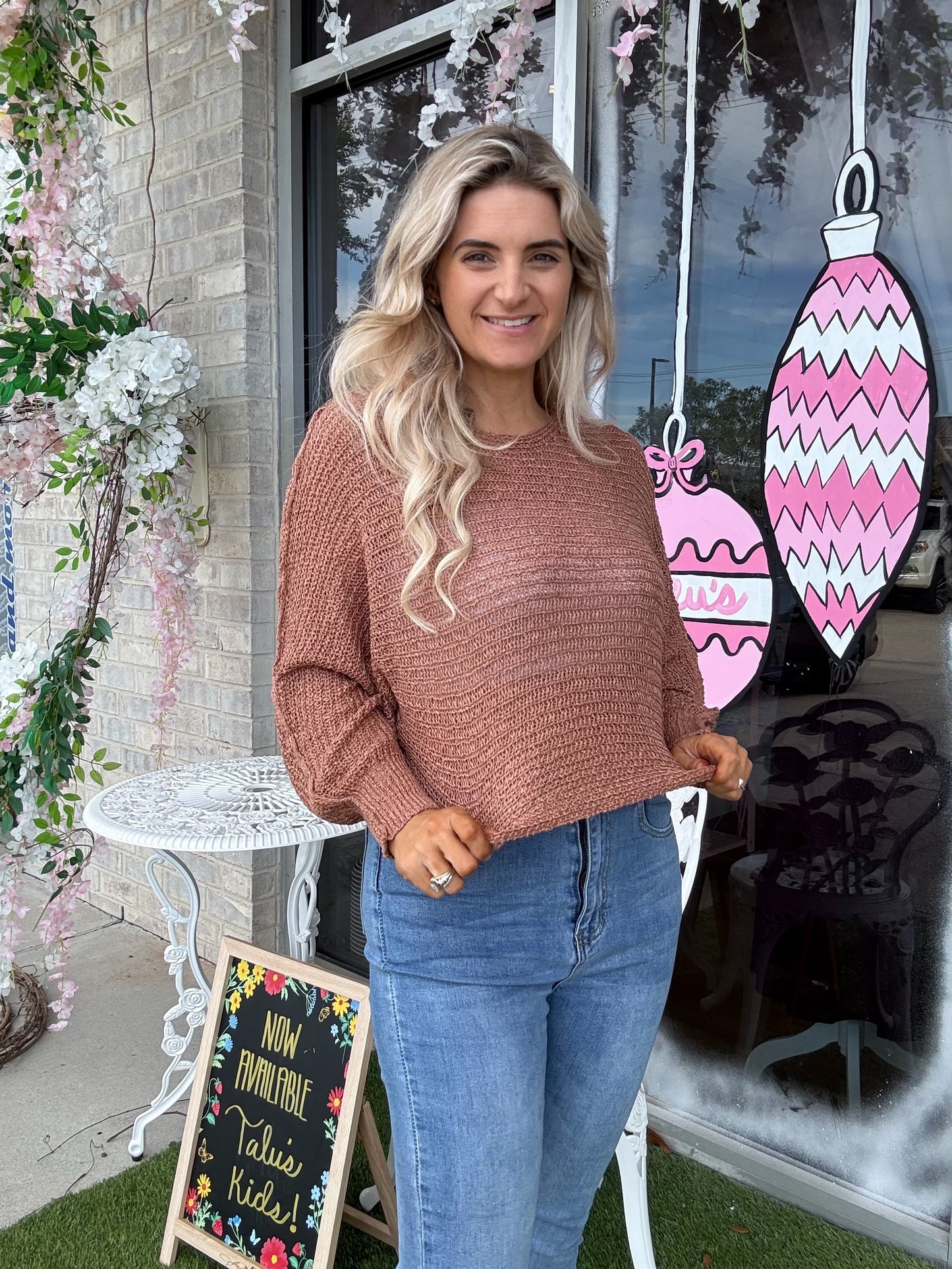 Open Knit Light Weight Pullover Sweater.