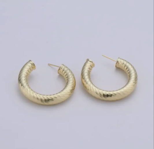 Simple Medium Thick 14k Gold Filled Hoops Earring 30mm+