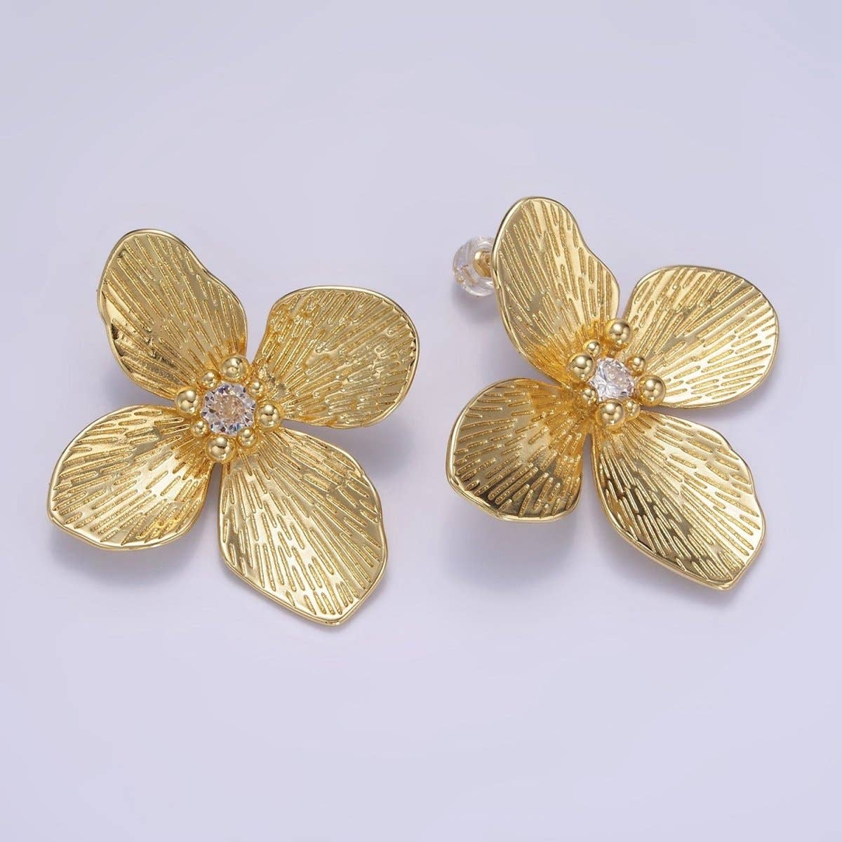 14K Gold Filled Textured Flower Stud Earrings in Gold