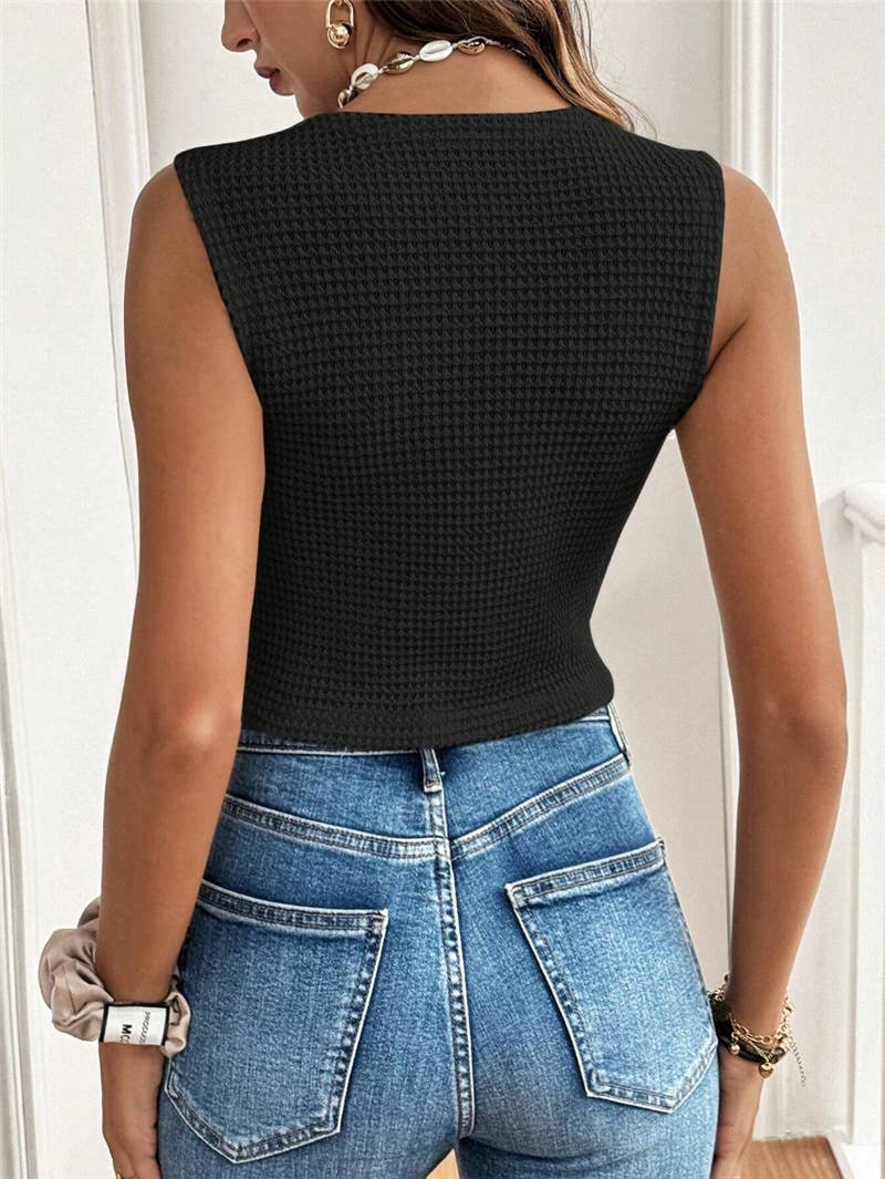 Textured waistcoat Buttoned tank top