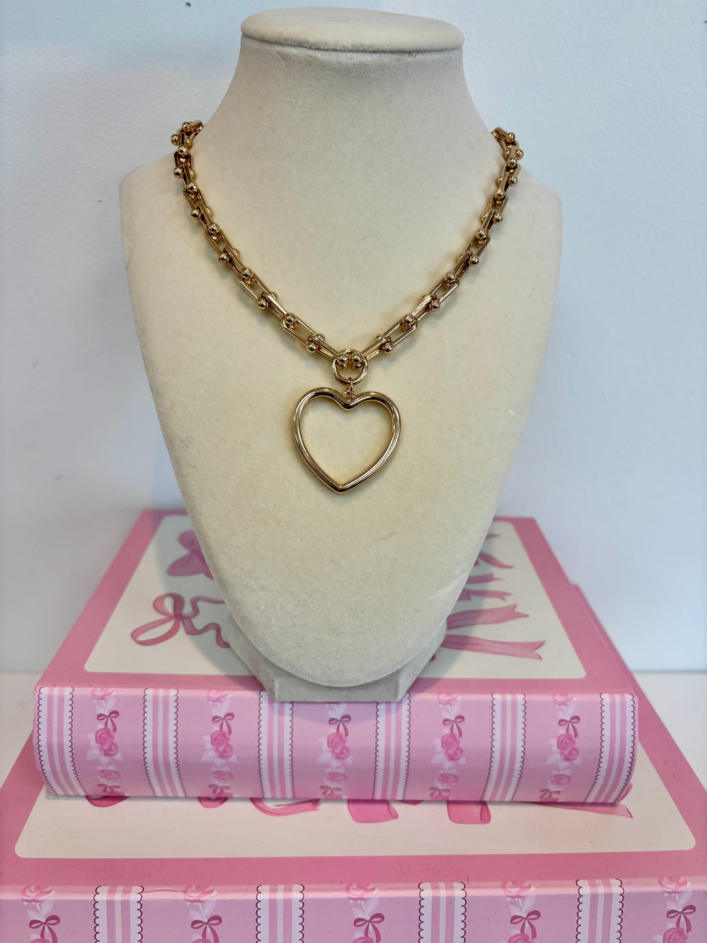 Gold Link Chain Heart Necklace