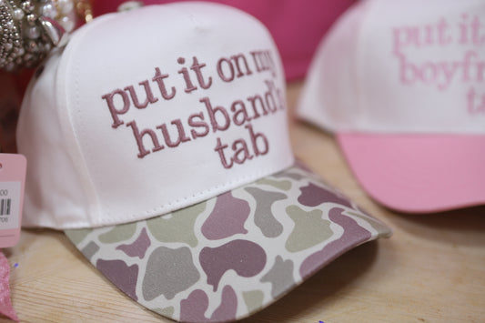HUSBANDS TAB LIGHT CAMO TRUCKER HAT