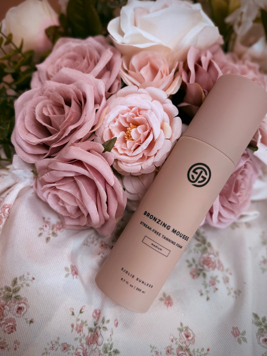 Bronzing mousse bottle self tanner